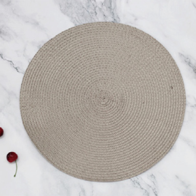 Woven placemats