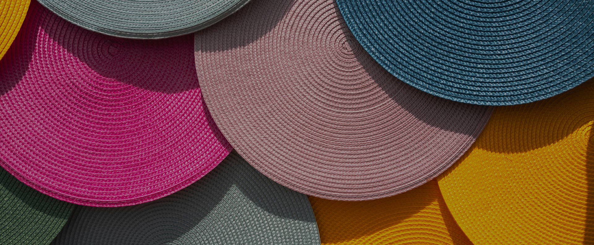 Craftsmanship weaves a beautiful space<br>Let every step be on top of art